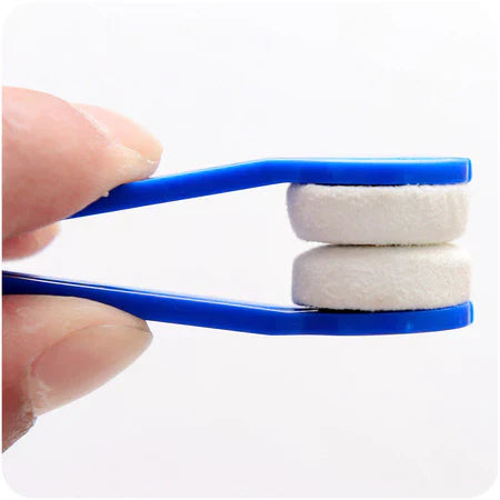 Spazzola per Pulizia Occhiali 2-in-1 in Microfibra